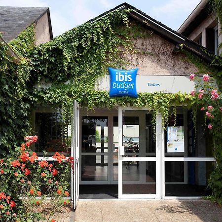 ibis budget Tarbes Bagian luar foto